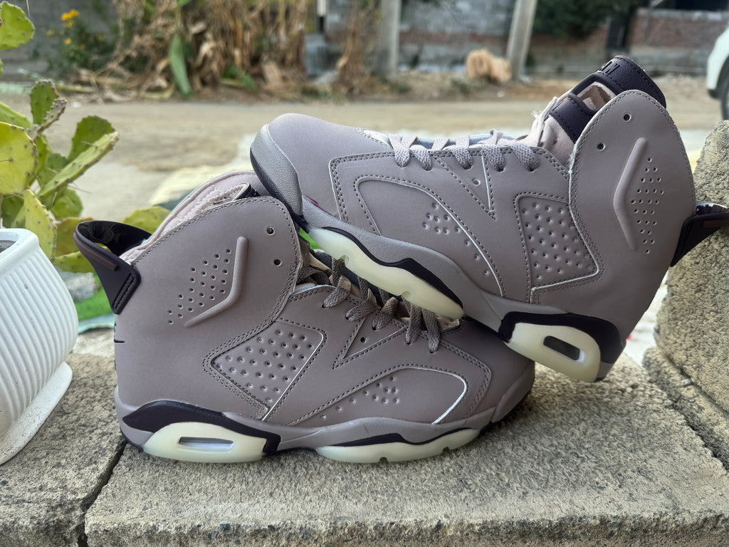 Air Jordan 6 - Grey Collaboration