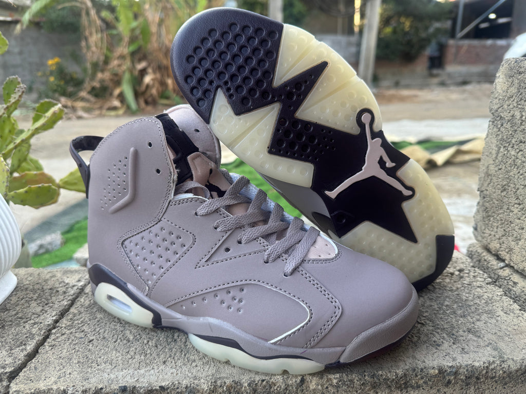 Air Jordan 6 - Grey Collaboration