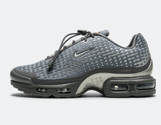 Air Max Plus VII – Smokey Grey / Metallic Silver / Iron Grey