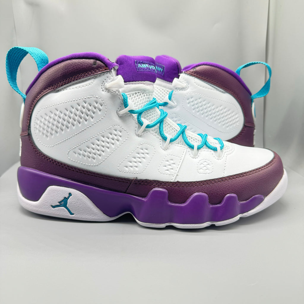 Air Jordan 9 - White / Purple Sneakers