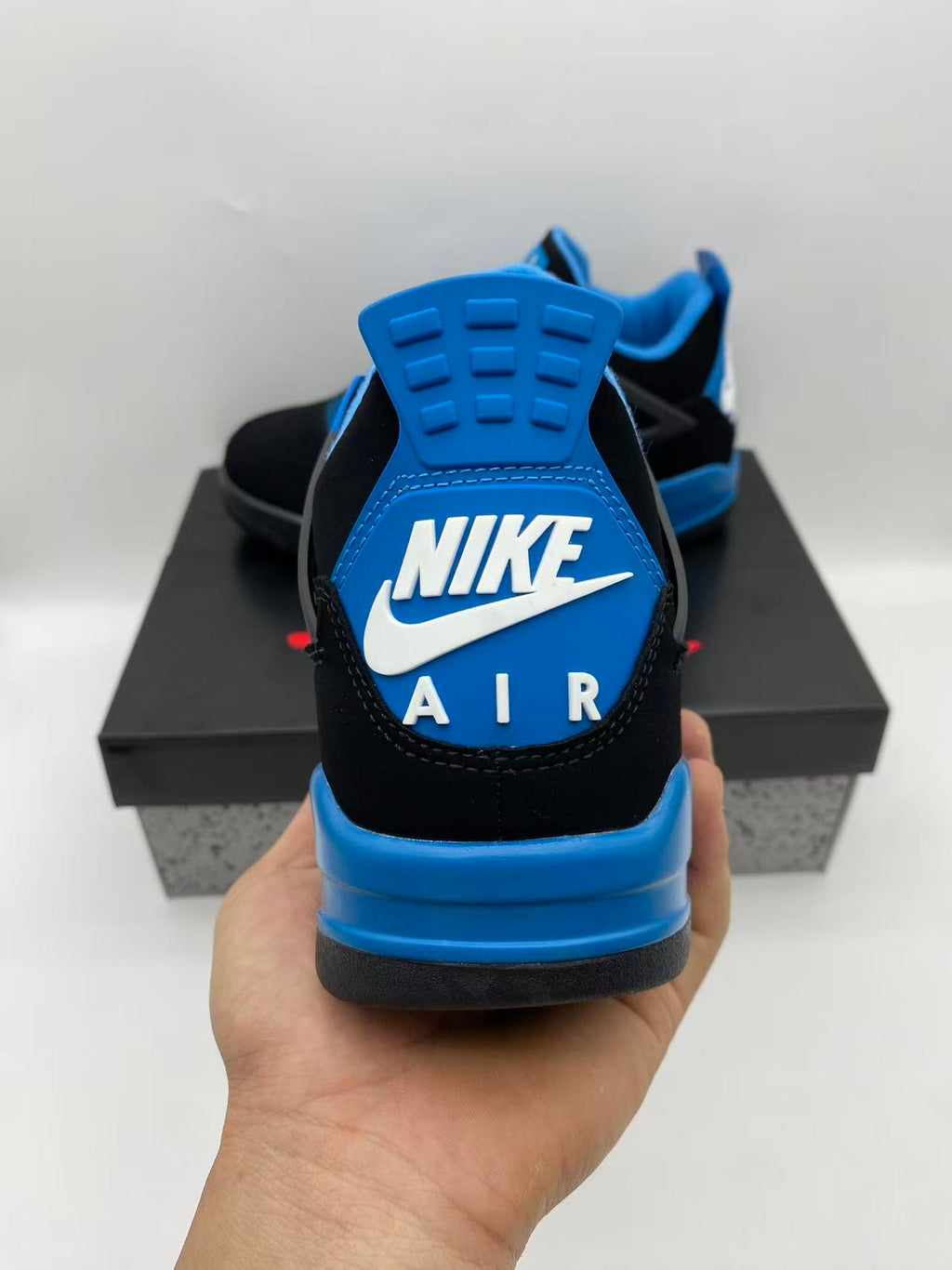 Air Jordan 4 'Gamma Blue'
