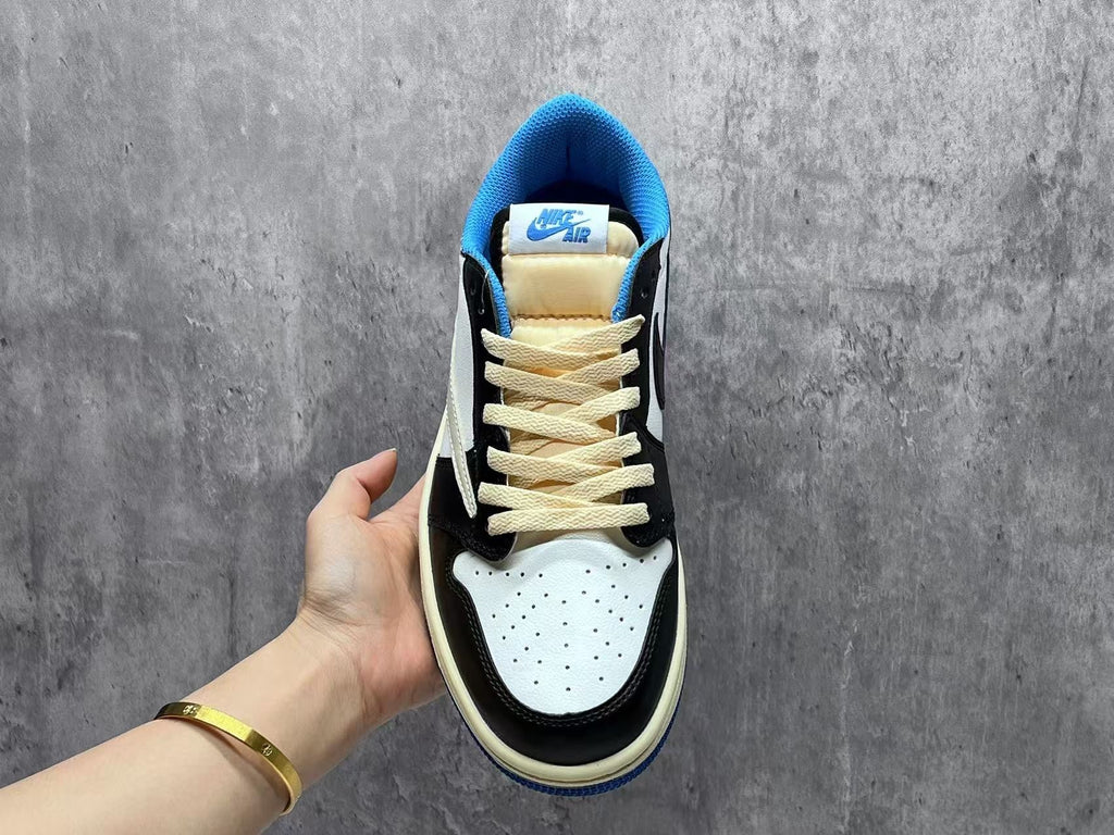 Travis Scott x Fragment x Air Jordan 1 Low OG SP 'Lightning'