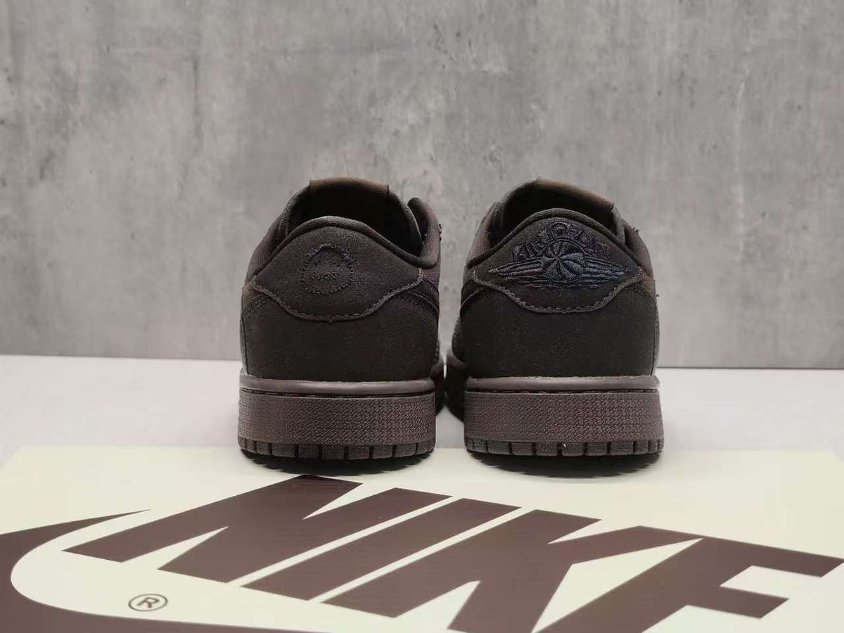 Travis Scott x Air Jordan 1 Low OG SP 'Reverse Swoosh 9.0' - Dark Brown