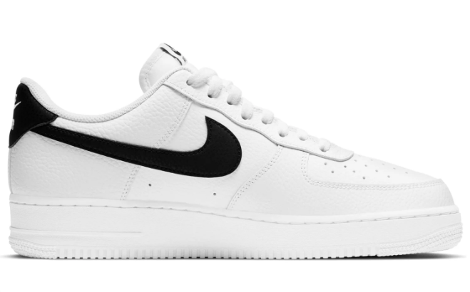 Nike Air Force 1 '07 – White & Black Sneakers
