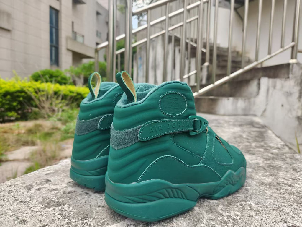 Air Jordan 8 - Dark Green Sneakers