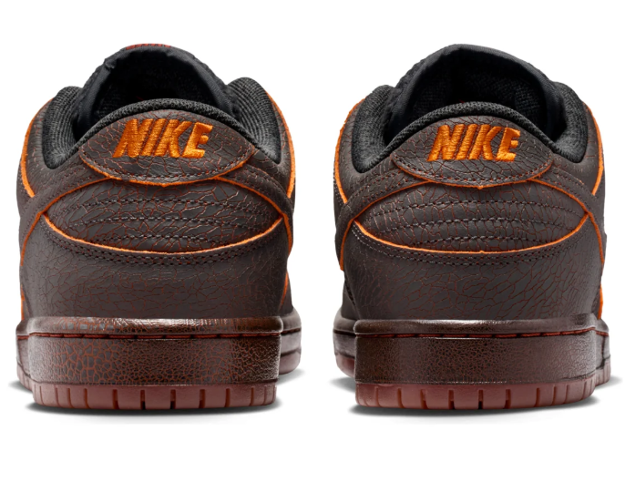 Nike SB Dunk Low 'Krampus' | HV1668-001