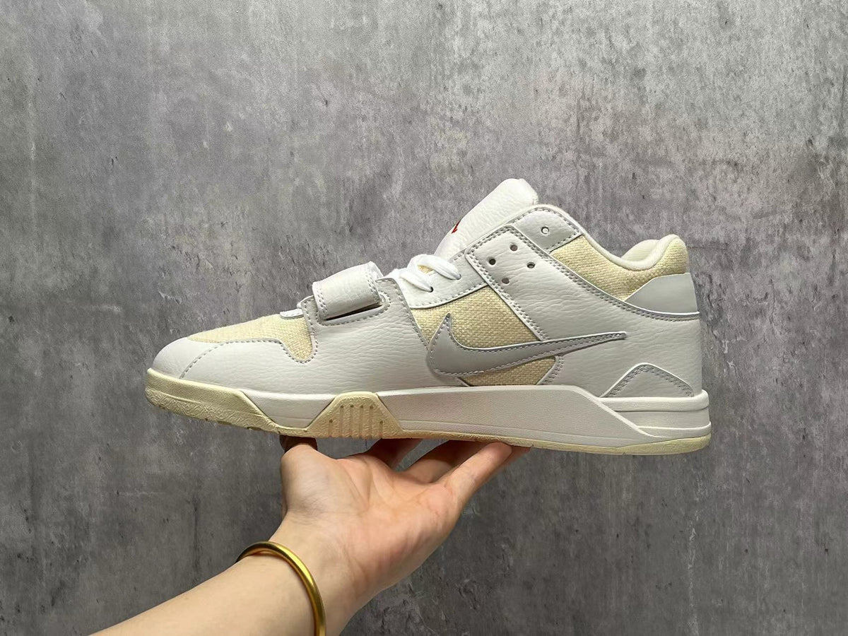 TS Collaboration Sneakers - Cream / Yellow