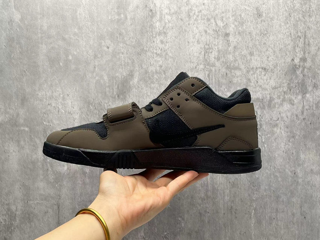 TS Sneakers - Black / Brown