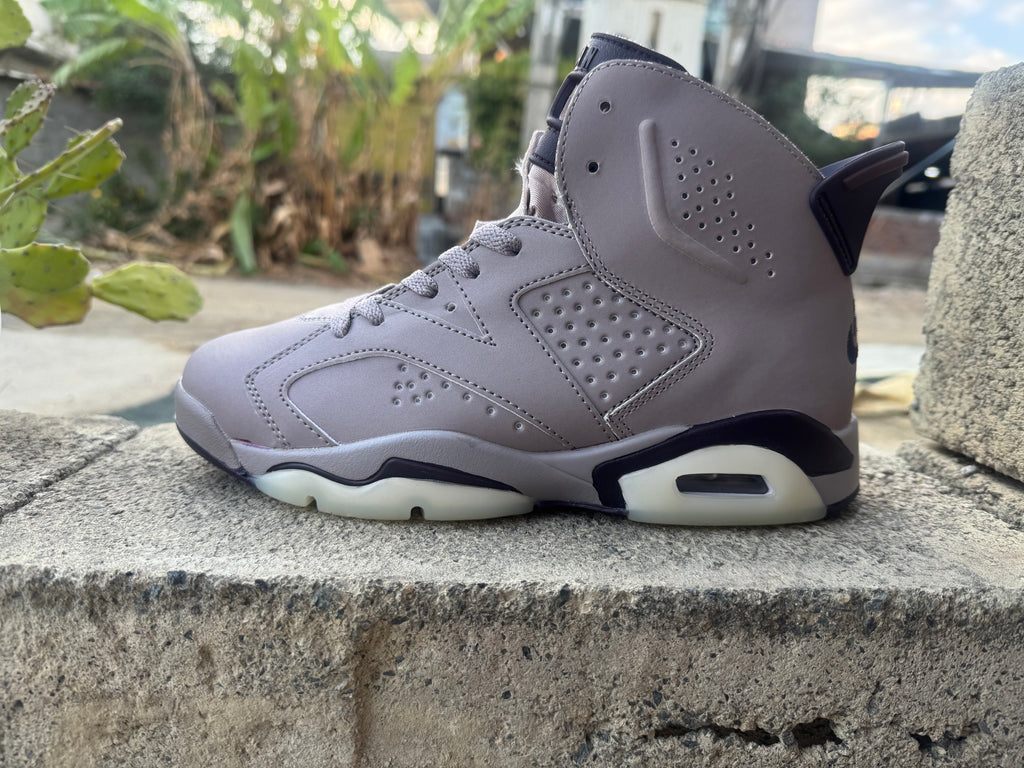 Air Jordan 6 - Grey Collaboration