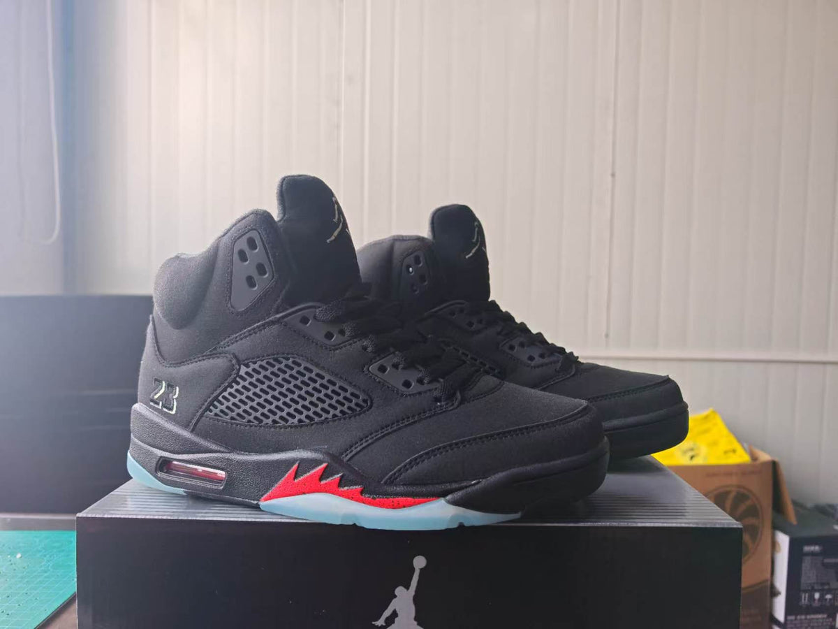 Air Jordan 5 'Halloween' Sneakers